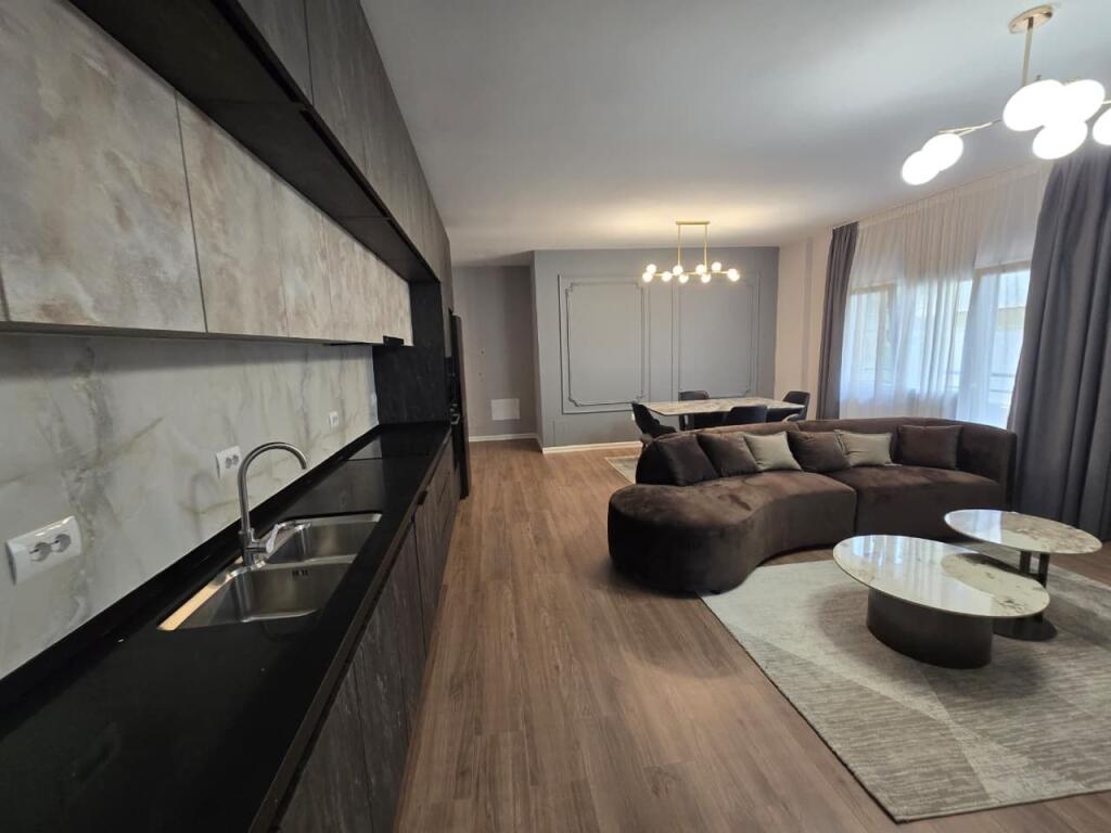 *APARTAMENT 1+1+ POST PARKIMI | ME QIRA | LIQENI I FARKËS*