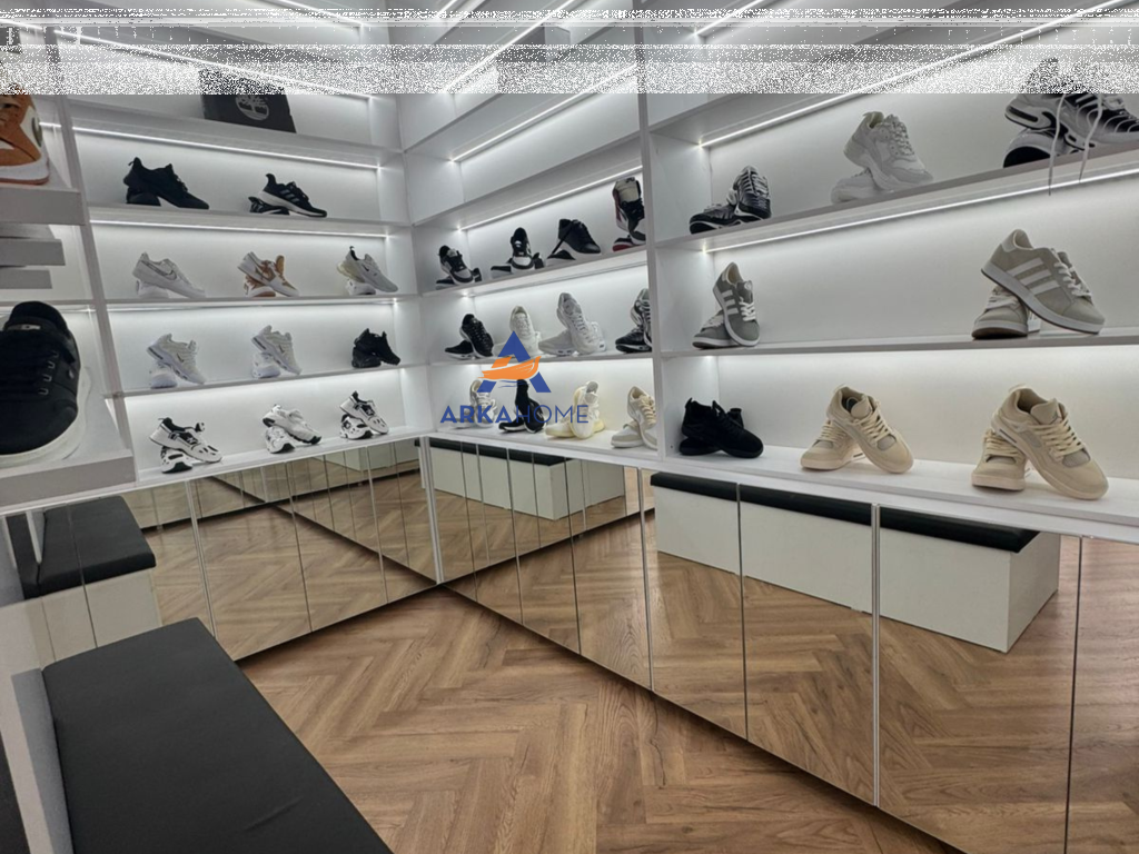 JEPET DYQAN ME QERA PRANE SHKOLLES SE BALETIT 700 EURO