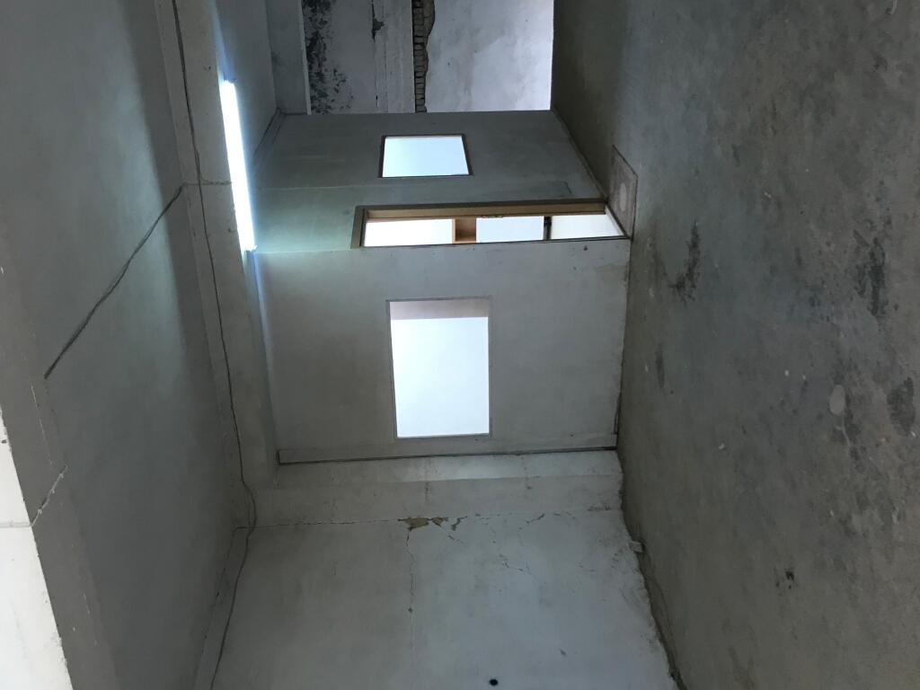 Magazine ose reparte pune me qera