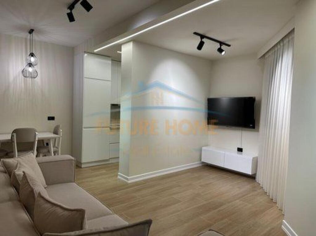Shitet, Apartament 1+1, Rruga e Durresit,Tirane.