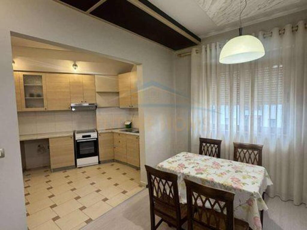 Qera , Apartament 2+1+2 Unaza e Re , Tirane