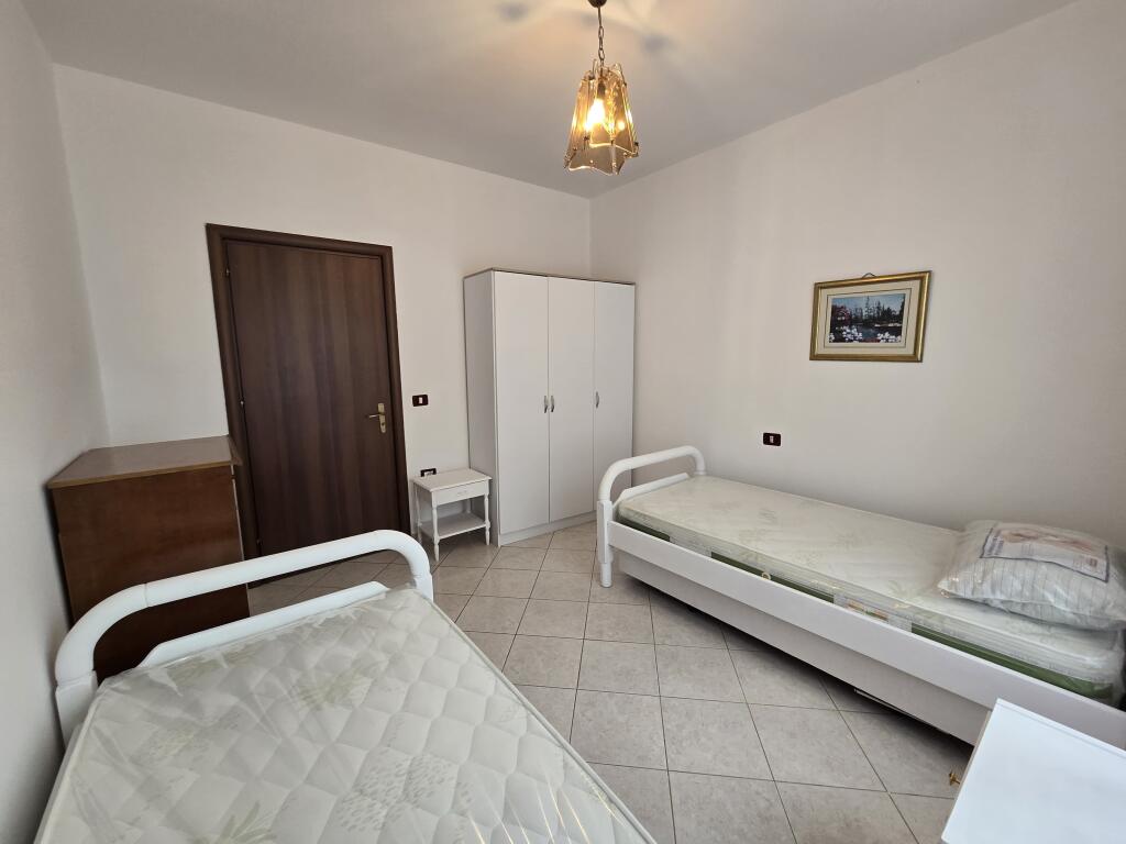 Apartament 2+1+2 per qira ne Astir