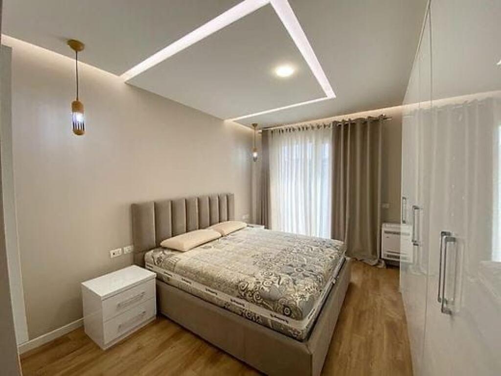 Jepet me qira Apartament 2+1+2Blk | Komune e Parisit, pranë Kika 2