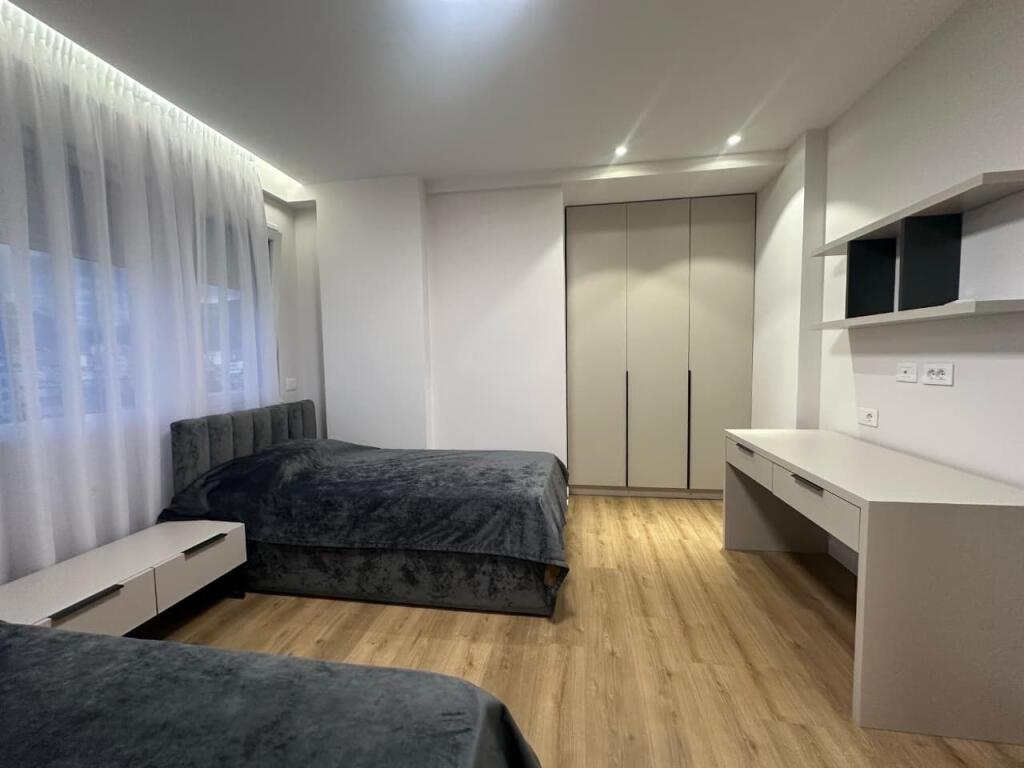 2+1+2+Parking space 📍Ballet school 📌1050€ Net