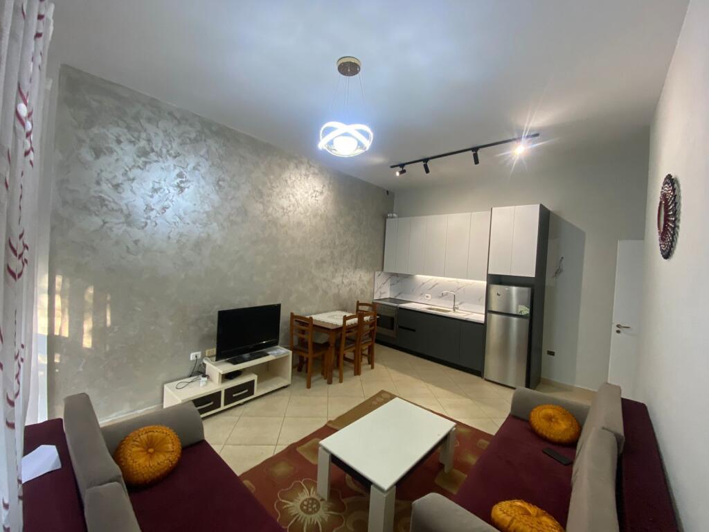 apartament me qira tek sheshi Uillson