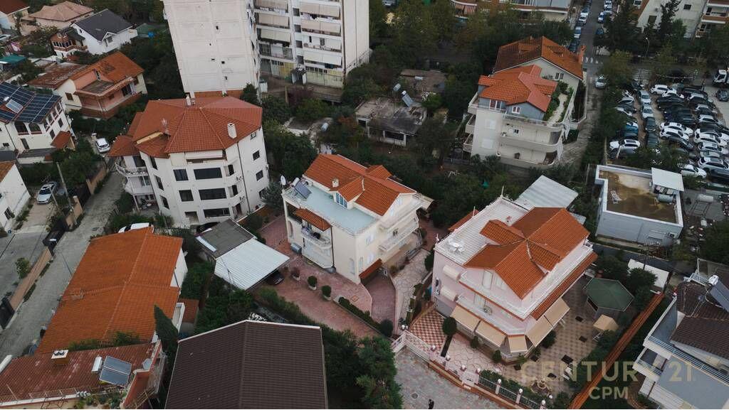 Vilë me qira për biznes tek Vilat e Selitës! 5,000 € /Muaj