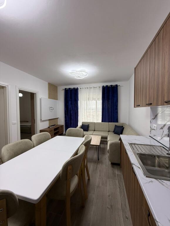 Apartament 2+1 me Qera*   📍 *Univers City