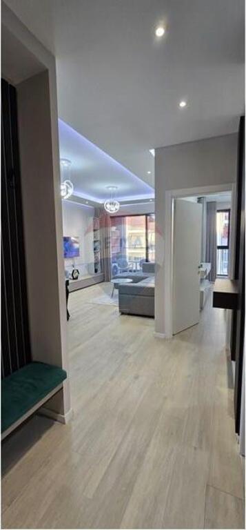 Apartment for rent 1+1 at Komuna Parisit