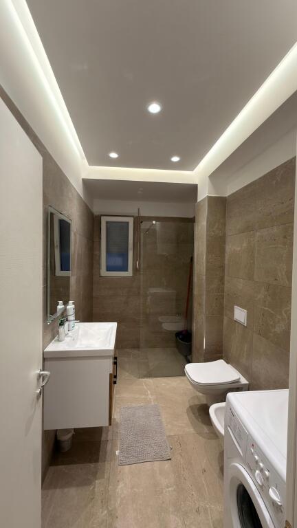 Jepet Me Qera Apartament 1+1+1 Ballkon