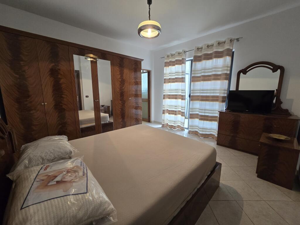 Apartament 2+1+2 per qira ne Astir