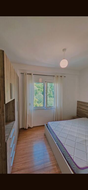 Apartament 1+1 liqeni thatë