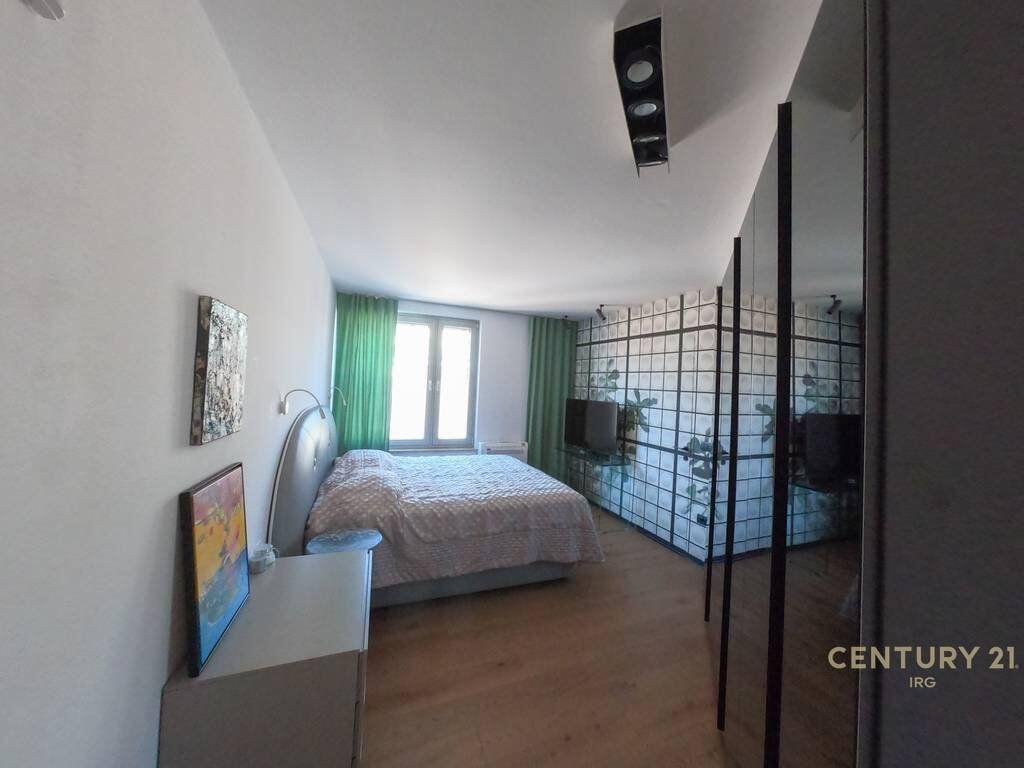 APARTAMENT 3+1 TEK STADIUMI DINAMO!! 1,600 € /Muaj Sip. Totale  134m2