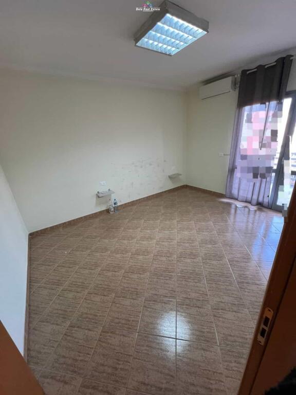 Office for rent at Zogu i Zi (ID BZ2156) Tirane