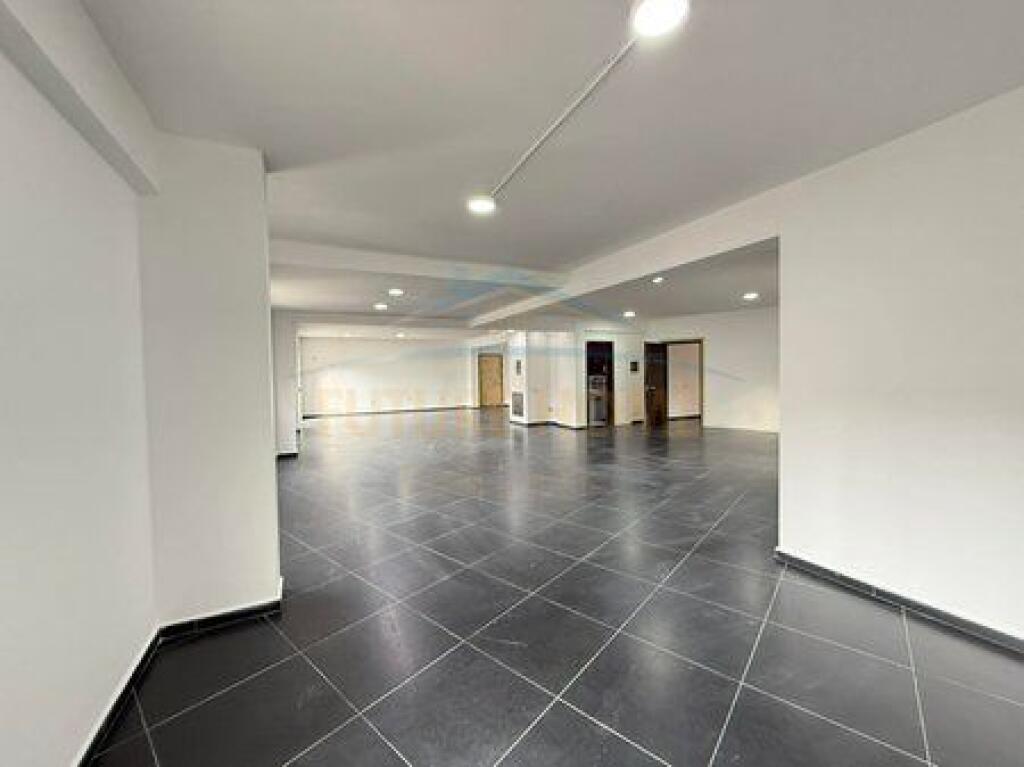 Shitet, Ambient Biznesi Multifunksional, Don Bosko, Tirane