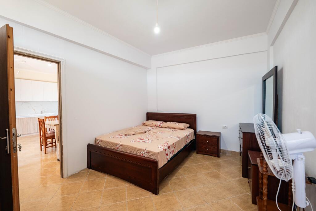 Casa con terreno in vendita a Marina Sarande