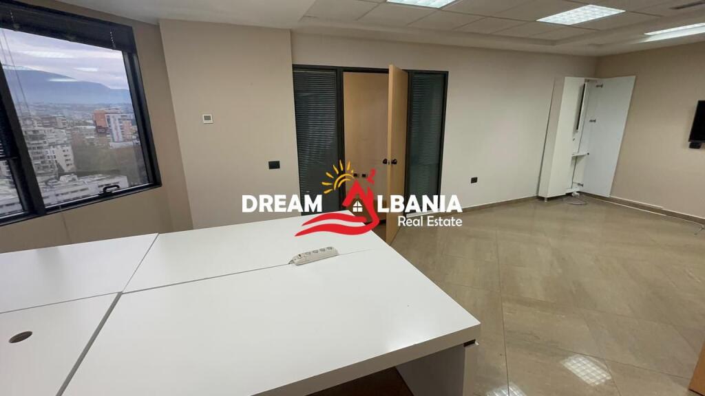 Ambient Zyre për Qira – Bulevardi “Dëshmorët e Kombit”, pranë Kullave Binjake (ID 42611391)