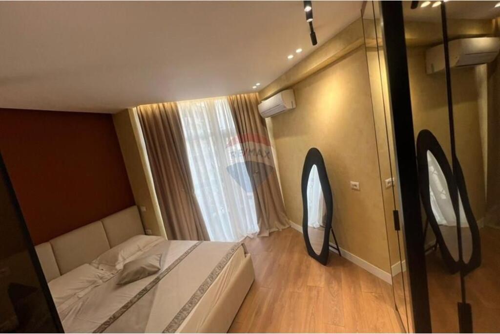 Apartament - Për Shitje - Rruga e Kavajës, Tiranë(ID: 530181095-236)