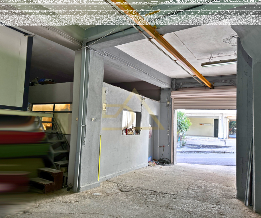 Shitet ambient biznesi + ambient banimi – Aroi, Patras, Greqi