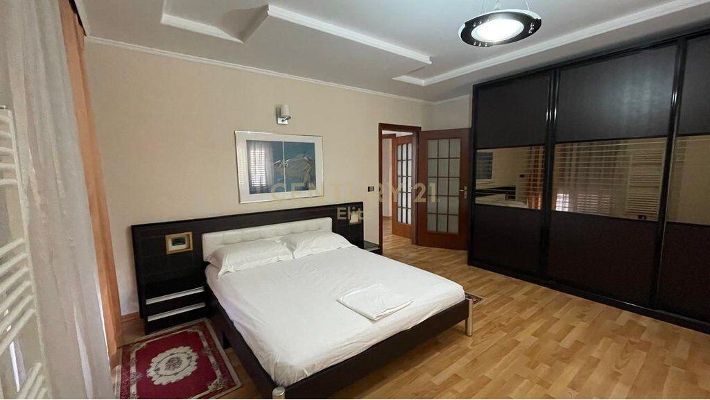 Rent – Apartment 2+1+2, Willson Square