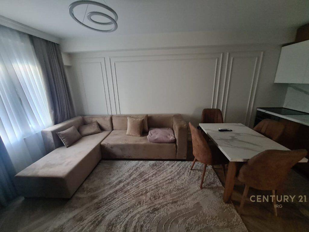 APARTAMENT1+1 TEK MYSLYM SHYRI! 600 € /Muaj Sip. Totale  45m2