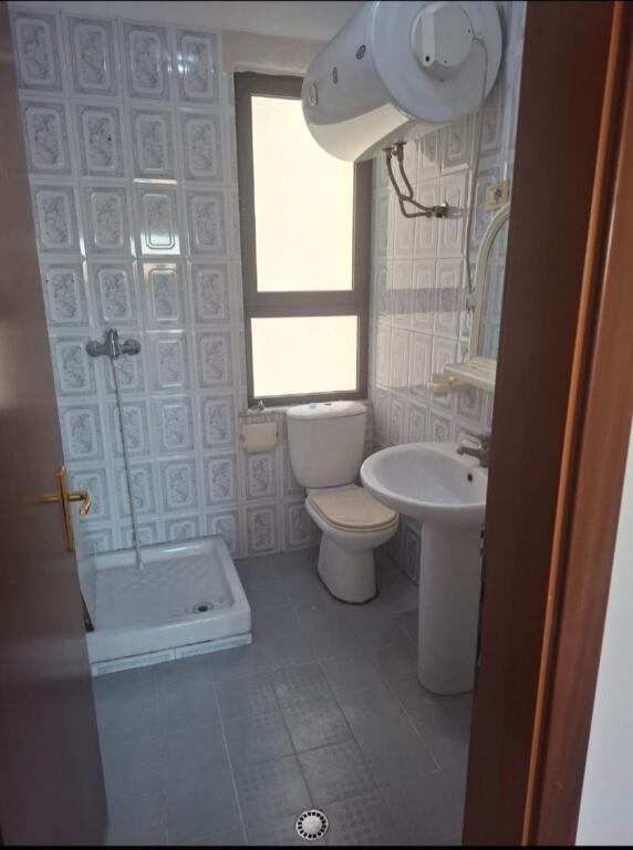 🏡 Apartament 2+1+2 në Shitje – Pallati me Shigjeta