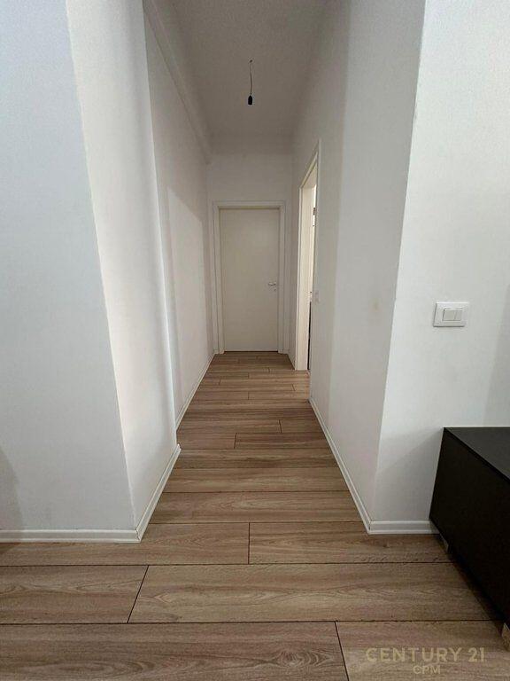 Shitet, Apartament 2+1, Kompleksi Mangalem, Tiranë. 130,000 €