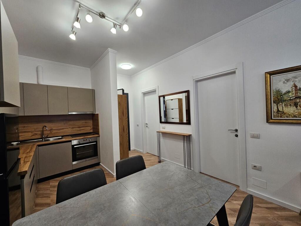 JEPET ME QERA APARTAMENT 1+1  UNIVESR CITY