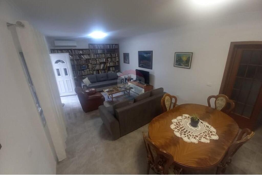 Vilë - Për Shitje - Sheshi Skënderbej, Tiranë(ID: 530191074-112)