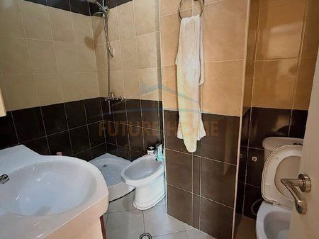 Shitet, Apartament 1+1, Jordan Misja, Tiranë