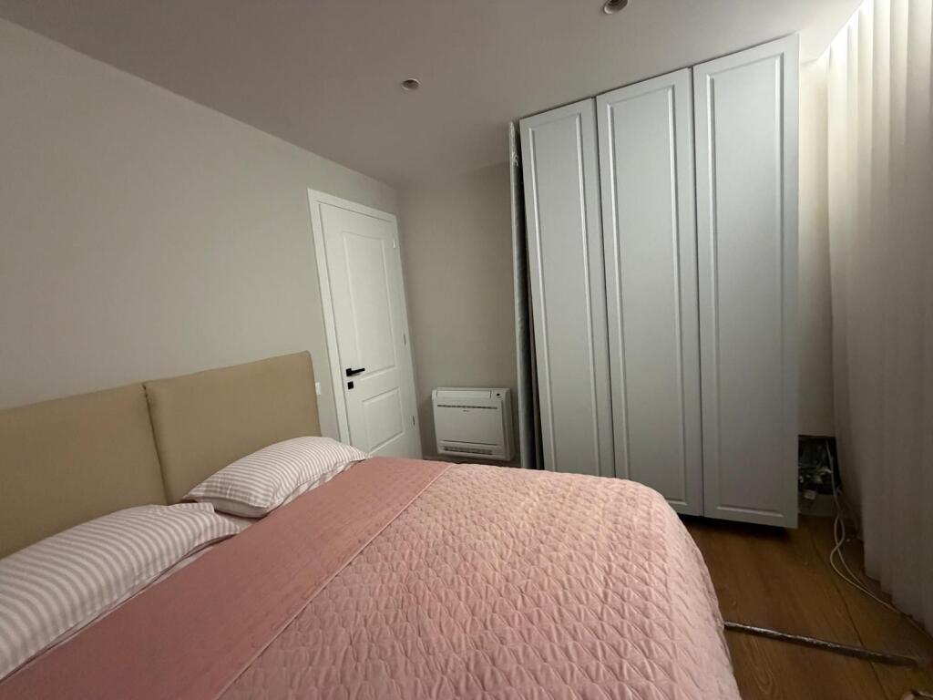 🏡 Jepet me Qira Vilë Luksoze me Pishinë – Pranë Saukut