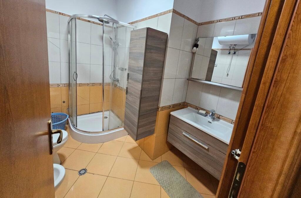 3+1 apartment for rent – Laprakë