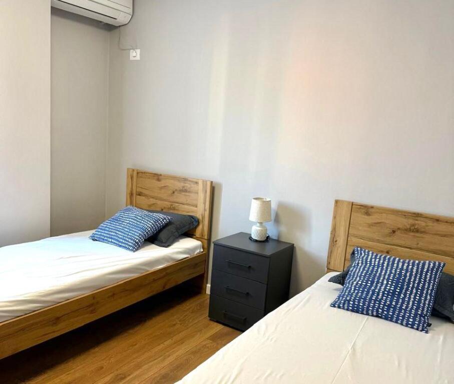 *Prima Volta in Affitto✨️: 2+1📍Nuovo Viale (Via Jordan Misja) - 700€ - Sup. 90m² - Qualità Premium e Arredamento Moderno🔥 *