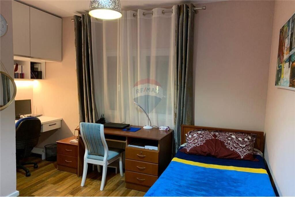 Jepet me qira Apartament 2+1 ne Bulevardin Zogu 1