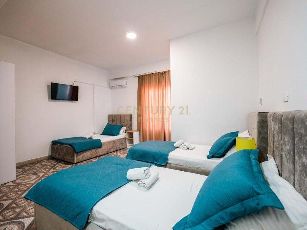 Ekskluzive – Hotel për Shitje në Golem