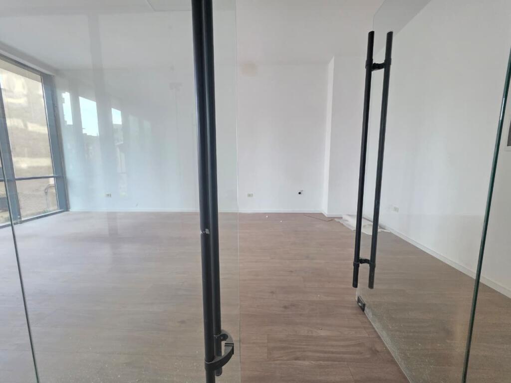 FOR RENT: Business Premises On The Main Road ✨️ Rez. Golden Tower, Mine Peza - Center📍| 800€ / Month 🔥