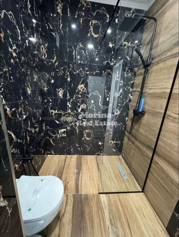 Qera, Apartament, 2+1, RR.4 Deshmoret, 900 euro/muaj