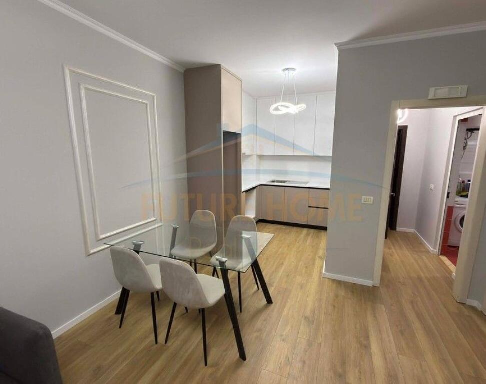 Shitet , Apartament 1+1 Unaza e Re , Tirane