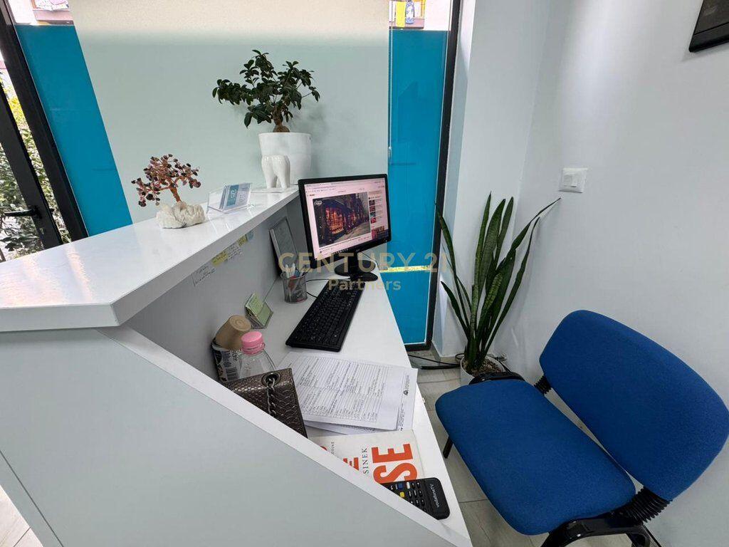 VENDIAMO UNA CLINICA DENTALE A YZBERISHT!