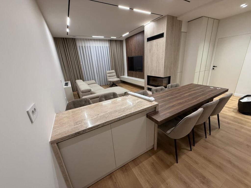 APARTAMENT ME QERA 2+1 LIQENI I THATE 2.100 EURO