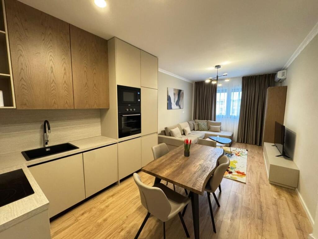 QIRA APARTAMENT MODERN 1+1 📍XHAMIA E TABAKEVE ‼️