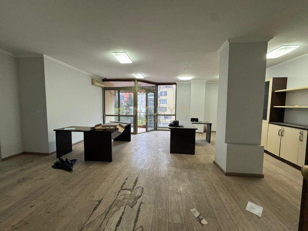 🏢 Apartment/Business Space for Sale 103 m² – 2+1 – Great Location (21 Dhjetori) 🌟
