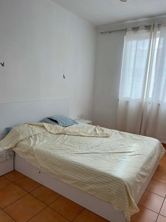 JEPET ME QIRA 2+1+1 ASTIR 45.000 LEKE