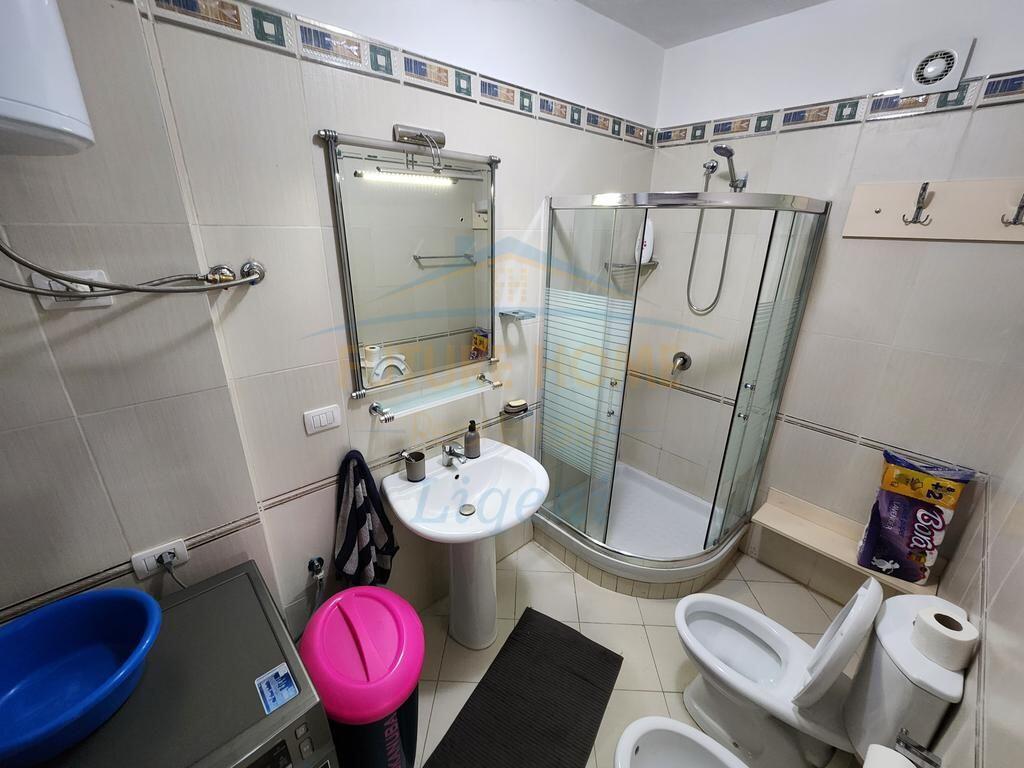 Qera, Apartament 2+1, Air Albania, Tiranë.