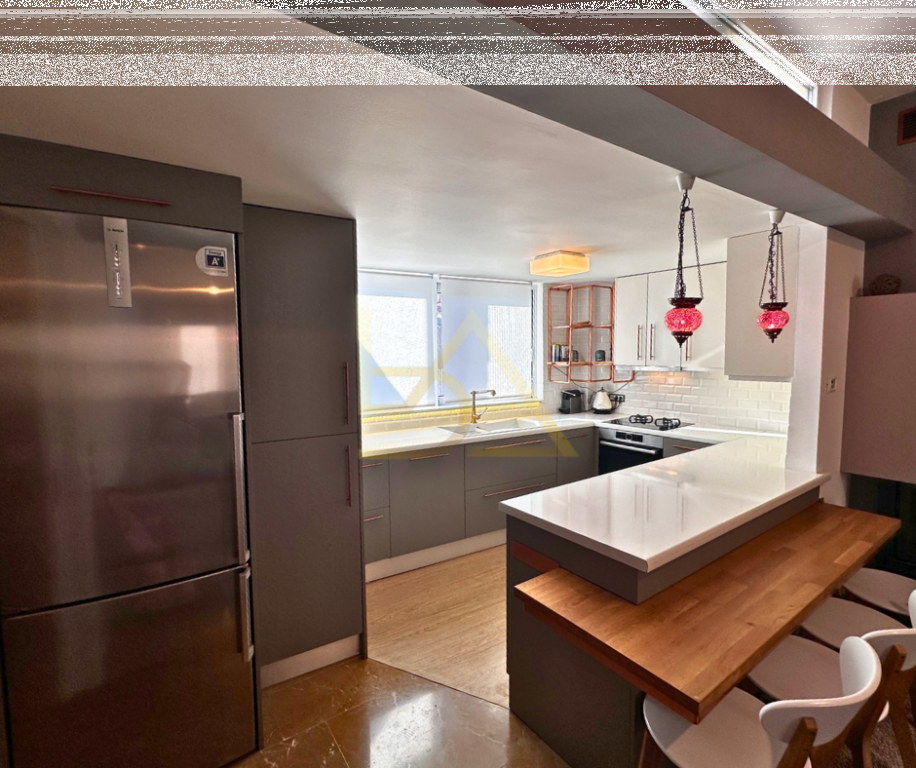 Shitet ambient biznesi + ambient banimi – Aroi, Patras, Greqi