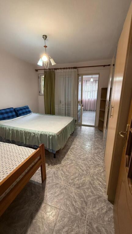 Apartament 2+1 me qera tek Varri i Bamit