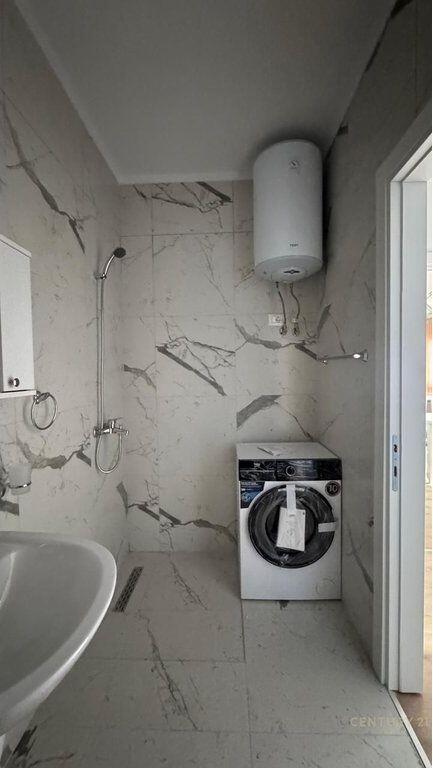 Jepet me qira apartament 2+1+2 tualete+ post parkimi ne Myslym Shyr! 1,100 € /Muaj