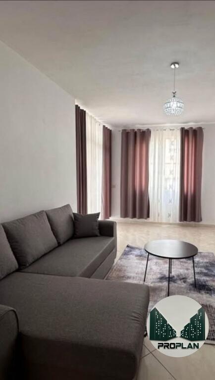 APARTAMENT 2+1+2 PARKIME ME QERA NE ASTIR