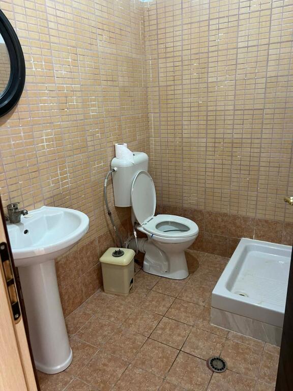 JEPET ME QIRA 2+1+1 ASTIR 45.000 LEKE