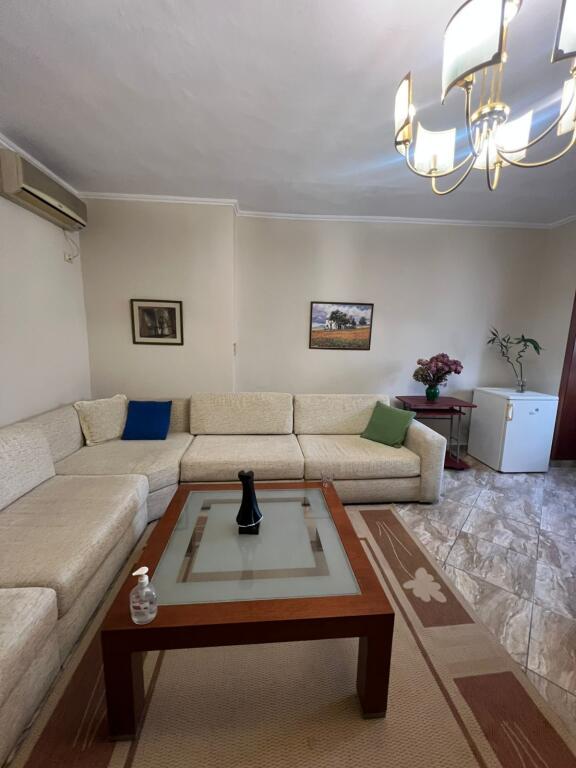 For rent 2+1 occasion center