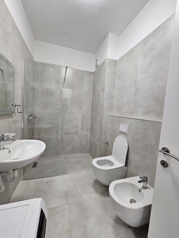 JEPET ME QERA APARTAMENT 1+1  UNIVESR CITY